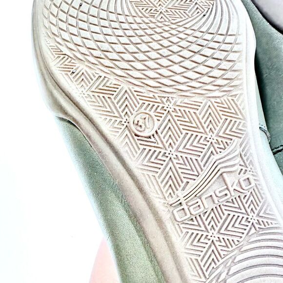 Dansko olive green Kira flats with small heel 37 - Picture 10 of 10